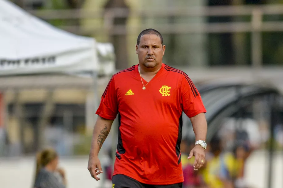 MÁRIO JORGE DEMONSTRA CONFIANÇA NO FLAMENGO POR VAGA NA FINAL DA LIBERTADORES SUB-20